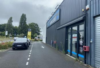 Location local commercial Cholet (49300) - 340 m²  à Cholet - 49300