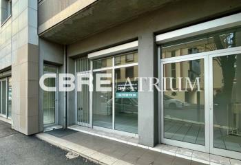 Location local commercial Clermont-Ferrand (63000) - 99 m²  à Clermont-Ferrand - 63000
