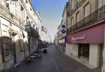 Local commercial à louer centre-ville - Rue piétonne  à Cognac - 16100