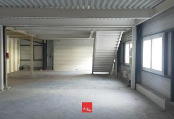 Location local commercial Crolles (38920) - 555 m²  à Crolles - 38920