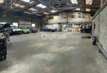 Location local commercial Dijon (21000) - 1800 m²  à Dijon - 21000