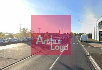 Local commercial à louer - Zone des Listes  à Issoire - 63500