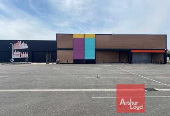 Location local commercial Labastide-Saint-Pierre (82370) - 1000 m²  à Labastide-Saint-Pierre - 82370
