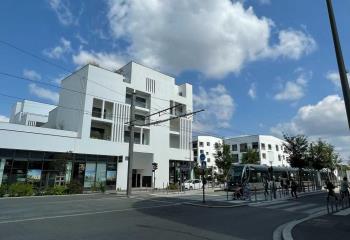 Location local commercial Le Bouscat (33110) - 140 m²  au Bouscat - 33110