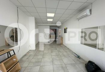 Location local commercial Le Moule (97160) - 32 m²