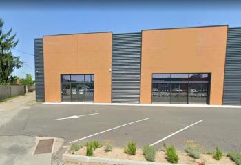 Location local commercial Libourne (33500) - 843 m²  à Libourne - 33500