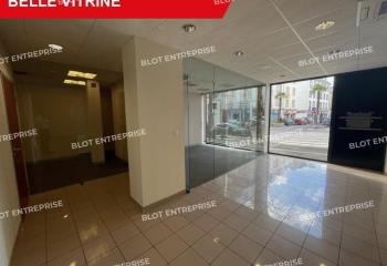 Location local commercial Lorient (56100) - 235 m²  à Lorient - 56100