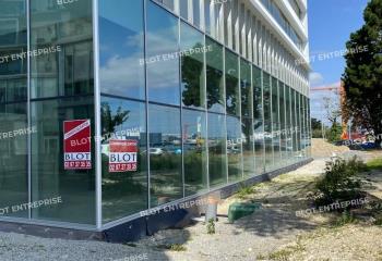 Local commercial à louer - Proche mer et transports  à Lorient - 56100