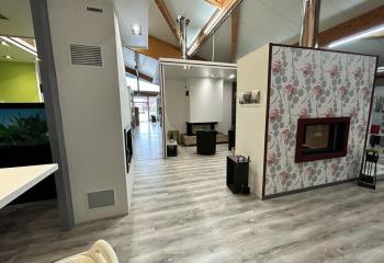 Location local commercial Lux (71100) - 380 m²  à Lux - 71100