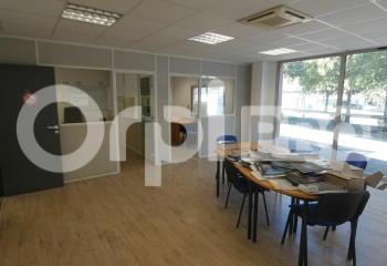 Location local commercial Manosque (04100) - 184 m²  à Manosque - 04100