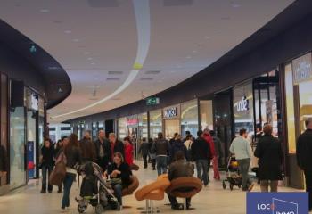 Location local commercial Mérignac (33700) - 200 m²  à Mérignac - 33700