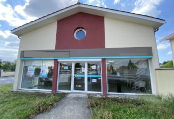 Local commercial à louer - Proche rue Stéhélin  à Mérignac - 33700