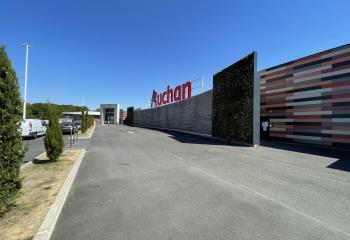Location local commercial Méru (60110) - 4009 m²  à Méru - 60110
