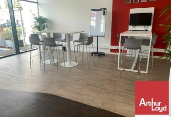 Location local commercial Montélimar (26200) - 138 m²  à Montélimar - 26200