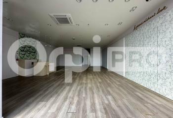 Location local commercial Montluçon (03100) - 141 m²  à Montluçon - 03100