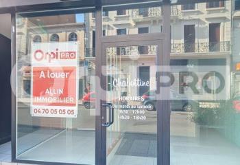 Location local commercial Montluçon (03100) - 94 m²  à Montluçon - 03100