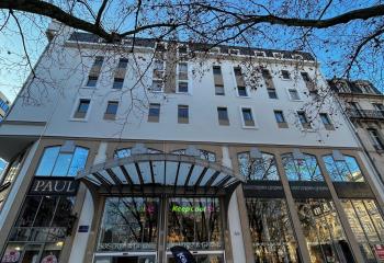Location local commercial Nancy (54000) - 982 m²  à Nancy - 54000