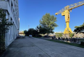 Local commercial à louer - Proche Île de  à Nantes - 44000
