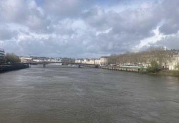 Location local commercial Nantes (44200) - 278 m²  à Nantes - 44000