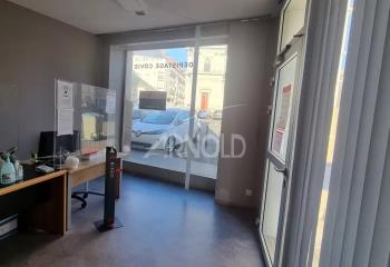 Location local commercial Nantes (44100) - 92 m²  à Nantes - 44000