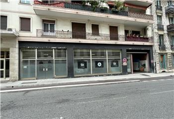 Local commercial à louer - Proche transports  à Nice - 06000