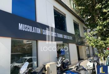 Location local commercial NICE (06300) - 559 m²  à Nice - 06000