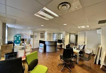 Local commercial à louer Nice - Quartier République  à Nice - 06000