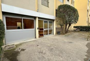 Local commercial à louer Nice Ouest Saint-Augustin - 3 places de stationnement  à Nice - 06000