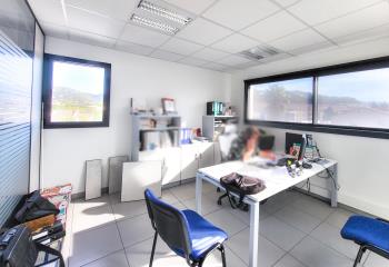 Local commercial à louer - Proche A8  à Ollioules - 83190