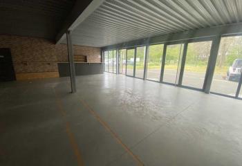 Location local commercial Parempuyre (33290) - 188 m²  à Parempuyre - 33290
