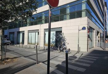 Location local commercial Paris 13 (75013) - 162 m²