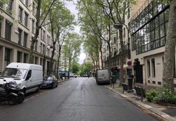 Location local commercial Paris 15 (75015) - 345 m²  à Paris 15 - 75015