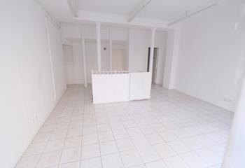 Location local commercial Paris 2 (75002) - 60 m²  à Paris 2 - 75002
