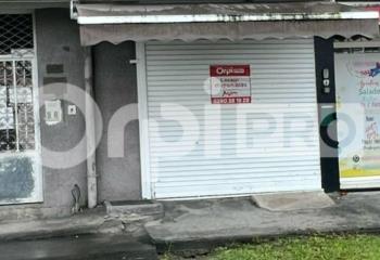 Location local commercial Pointe-à-Pitre (97110) - 38 m²
