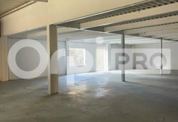 Location local commercial Pointe-à-Pitre (97110) - 1090 m²