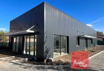 Location local commercial Saint-Alban (31140) - 240 m²  à Saint-Alban - 31140