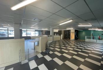 Location local commercial Saint-Herblain (44800) - 490 m²  à Saint-Herblain - 44800