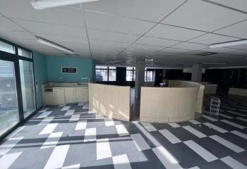 Local commercial à louer - Quartier Bagatelle  à Saint-Herblain - 44800