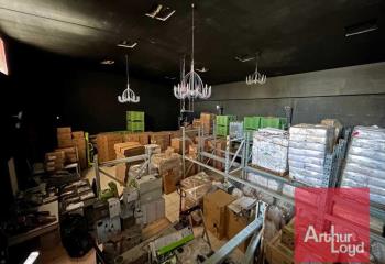 Location local commercial Saint-Jean-de-Védas (34430) - 350 m²  à Saint-Jean-de-Védas - 34430