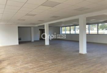 Location local commercial Saint-Laurent-du-Var (06700) - 460 m²