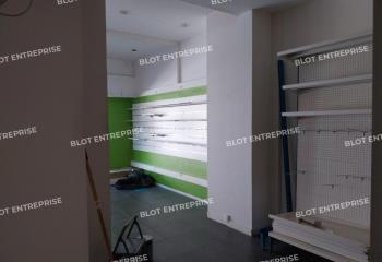 Location local commercial Saint-Nazaire (44600) - 54 m²