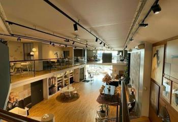 Location local commercial Saint-Priest (69800) - 650 m²  à Saint-Priest - 69800