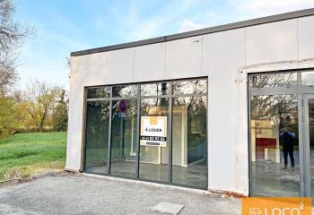 Location local commercial Saint-Sulpice (81370) - 200 m²  à Saint-Sulpice - 81370
