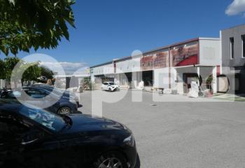 Location local commercial Sainte-Tulle (04220) - 168 m²  à Sainte-Tulle - 04220