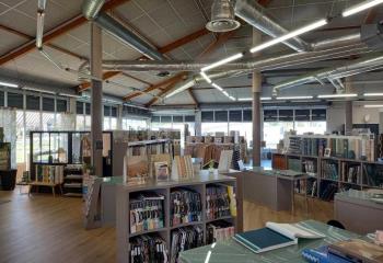 Location local commercial Serres-Castet (64121) - 1232 m²  à Serres-Castet - 64121