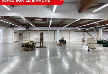Location local commercial Spézet (29540) - 2490 m²  à Spézet - 29540