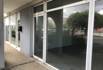Location local commercial - Proche Auchan  à Trignac - 44570