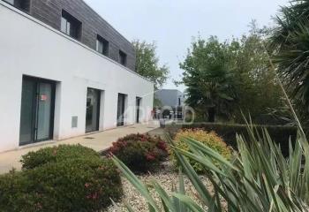 Local commercial à louer - Centre-ville  à Vannes - 56000