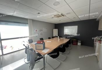 Location local commercial Vertou (44120) - 144 m²
