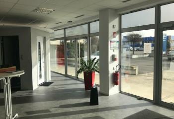 Location local commercial Wettolsheim (68920) - 146 m²  à Wettolsheim - 68920